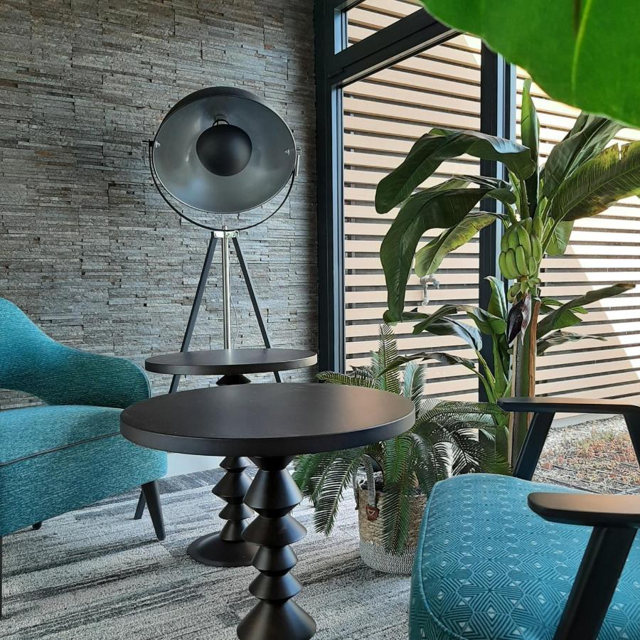Logis Hotel Relais Saint Jacques - Chateauroux Déols Eksteriør billede