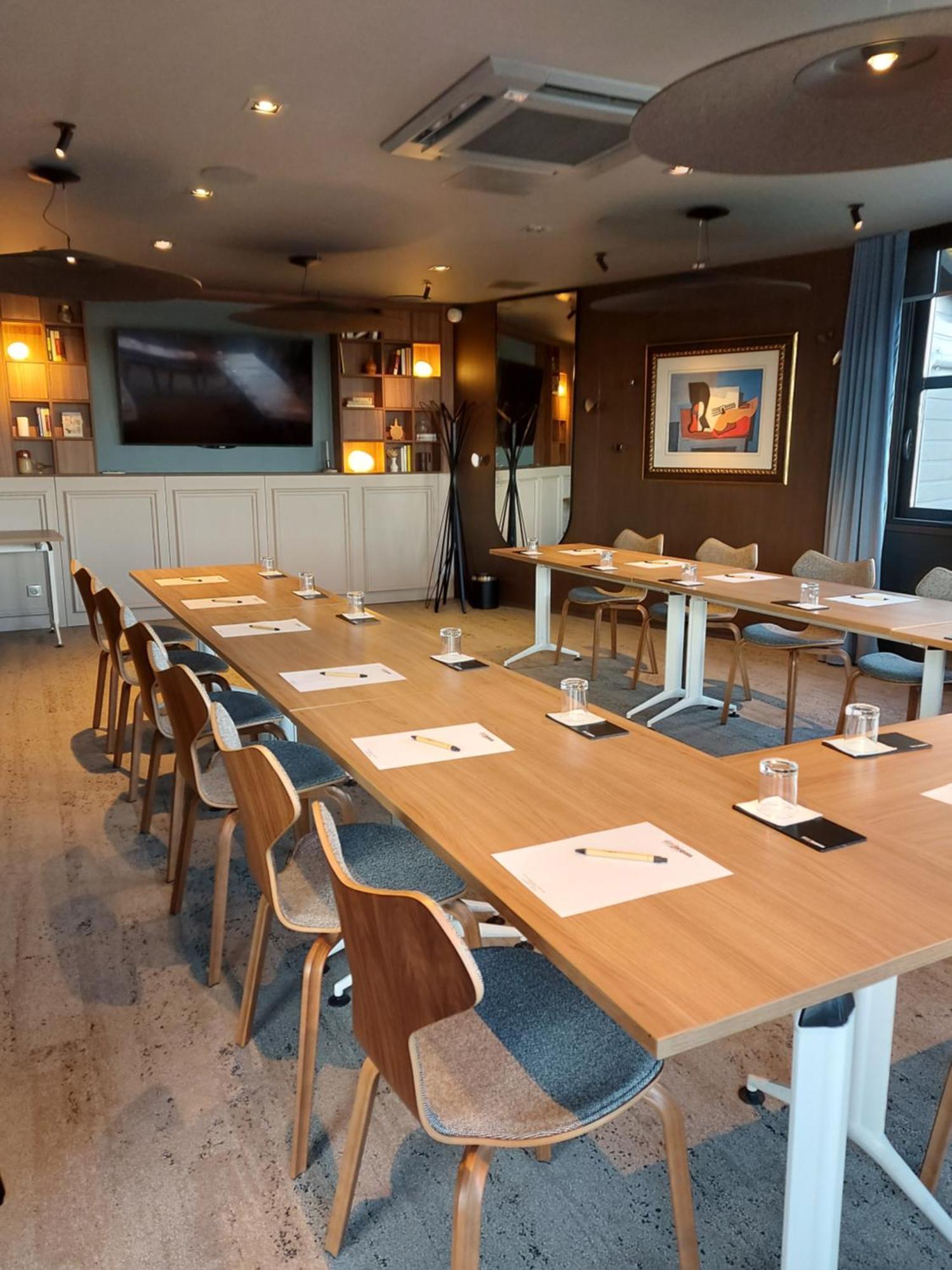 Logis Hotel Relais Saint Jacques - Chateauroux Déols Eksteriør billede