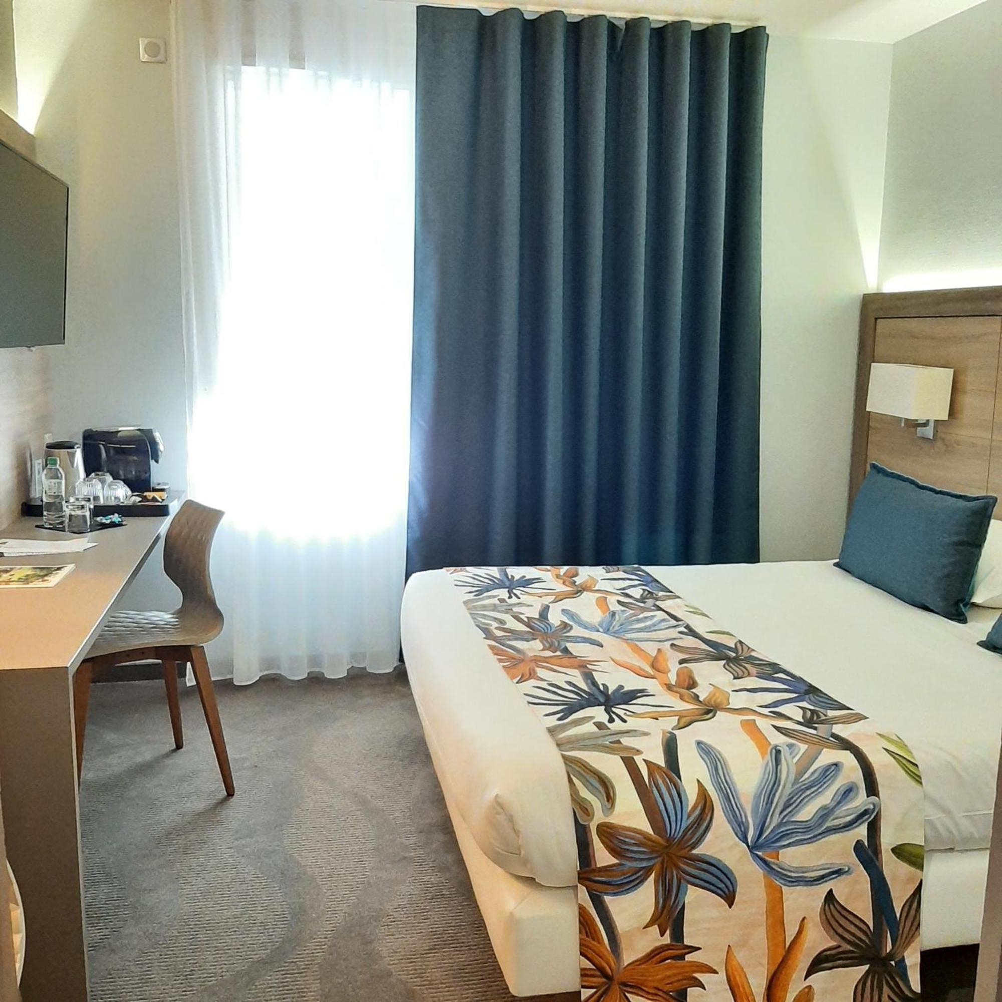 Logis Hotel Relais Saint Jacques - Chateauroux Déols Eksteriør billede