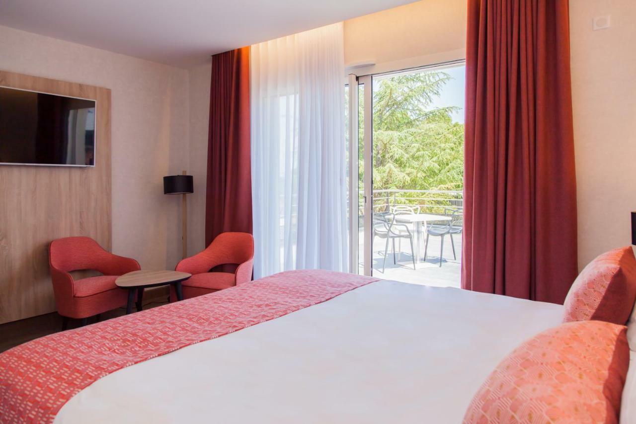 Logis Hotel Relais Saint Jacques - Chateauroux Déols Eksteriør billede