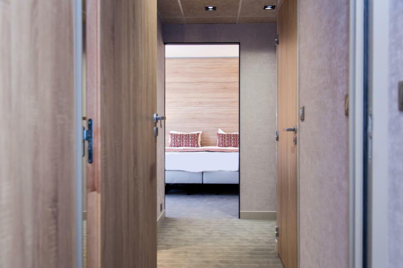 Logis Hotel Relais Saint Jacques - Chateauroux Déols Eksteriør billede