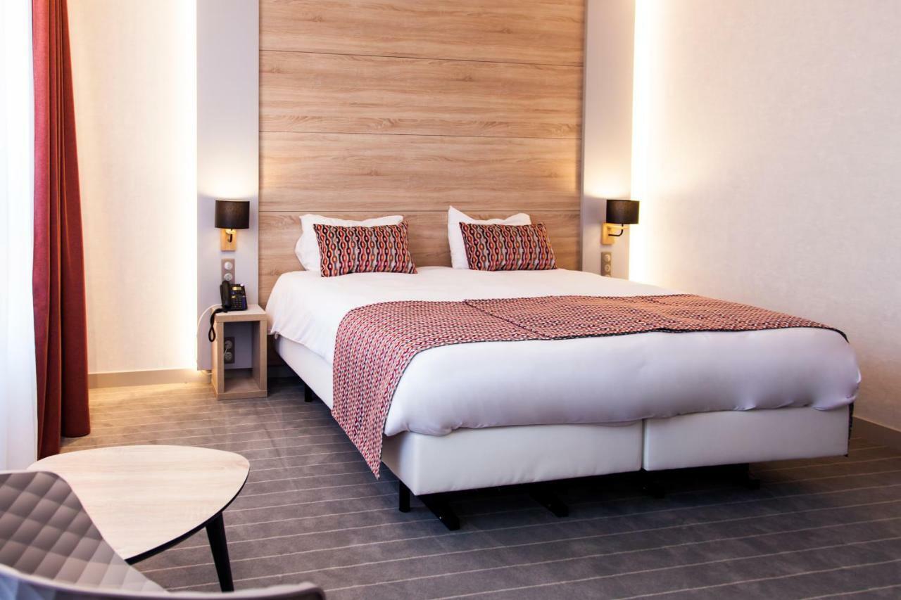 Logis Hotel Relais Saint Jacques - Chateauroux Déols Eksteriør billede