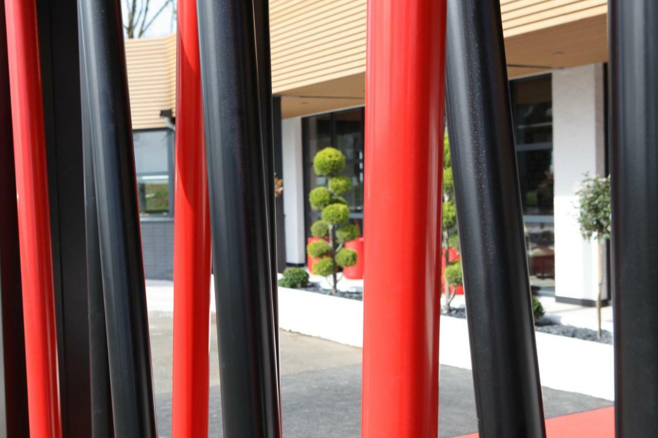 Logis Hotel Relais Saint Jacques - Chateauroux Déols Eksteriør billede