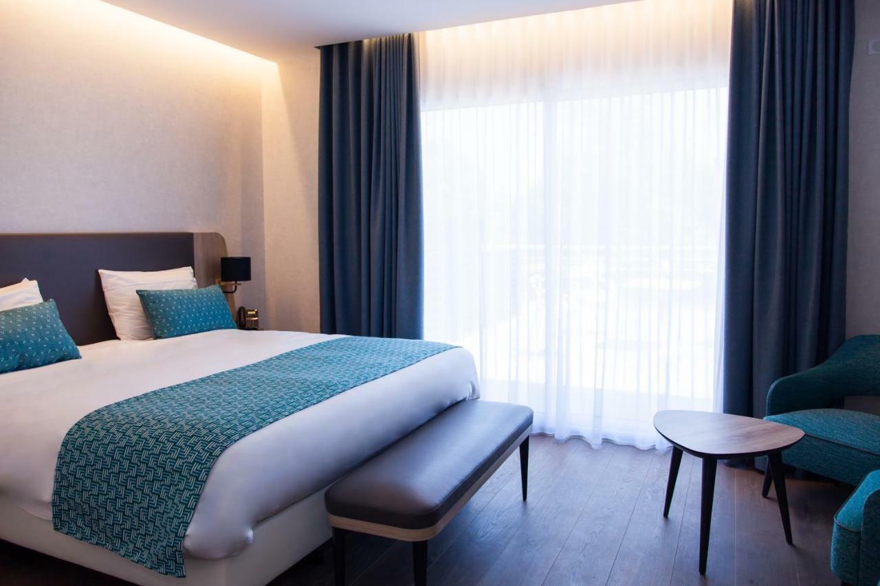 Logis Hotel Relais Saint Jacques - Chateauroux Déols Eksteriør billede